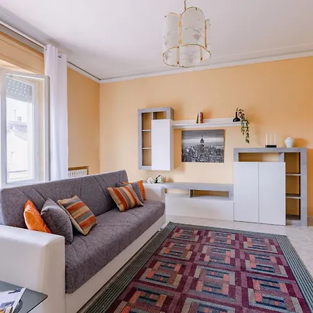 Italian Experience- Maison