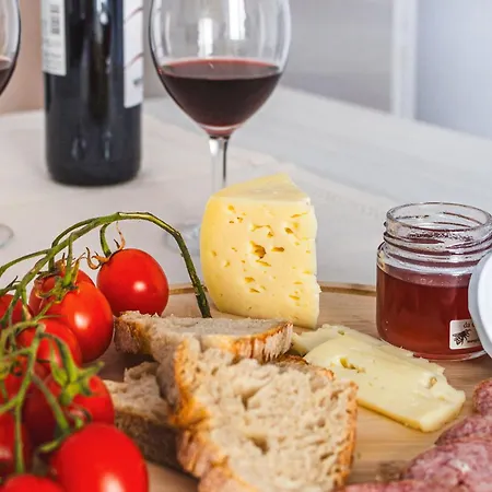 Italian Experience- Maison *